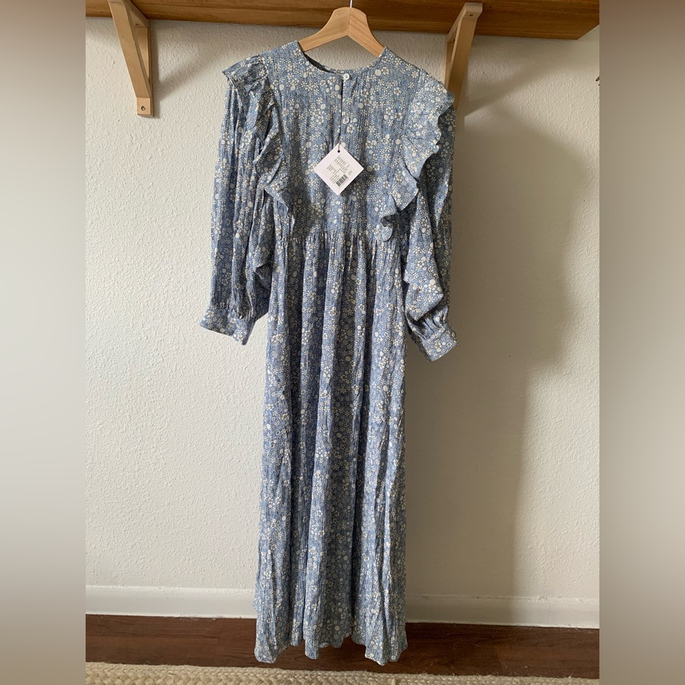 NWT Baum Und Pferdgarten Dress